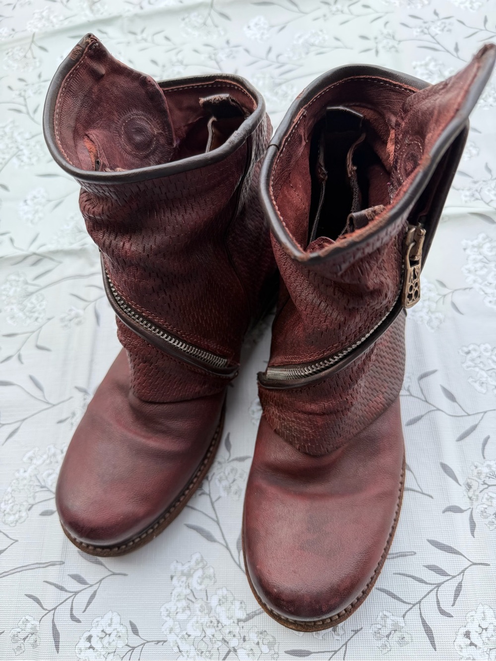 A.S.98 Burgundy Leather Zip-Detail Ankle Boots